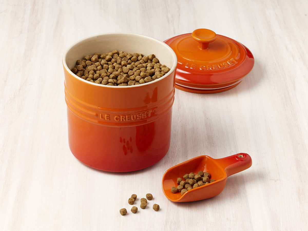 Le Creuset Pet Food Container / ル・クルーゼ ペットフード コンテナー スクープ付 （雑貨・その他インテリア家具 > ペット用品・家具） 3