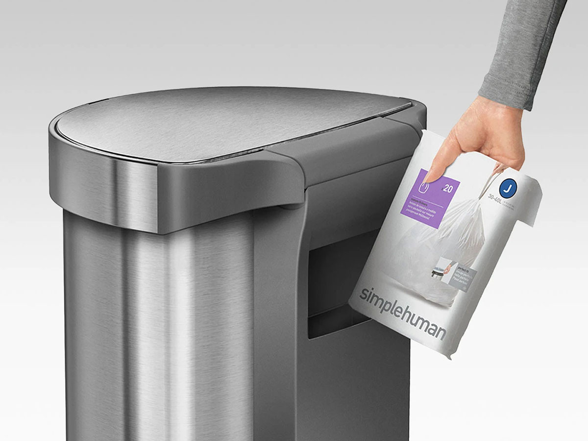 simplehuman SENSOR CAN / シンプルヒューマン センサーカン
セミラウンド センサーダストボックス ライナーポケット付 45L （雑貨・その他インテリア家具 > ごみ箱・ダストボックス） 12