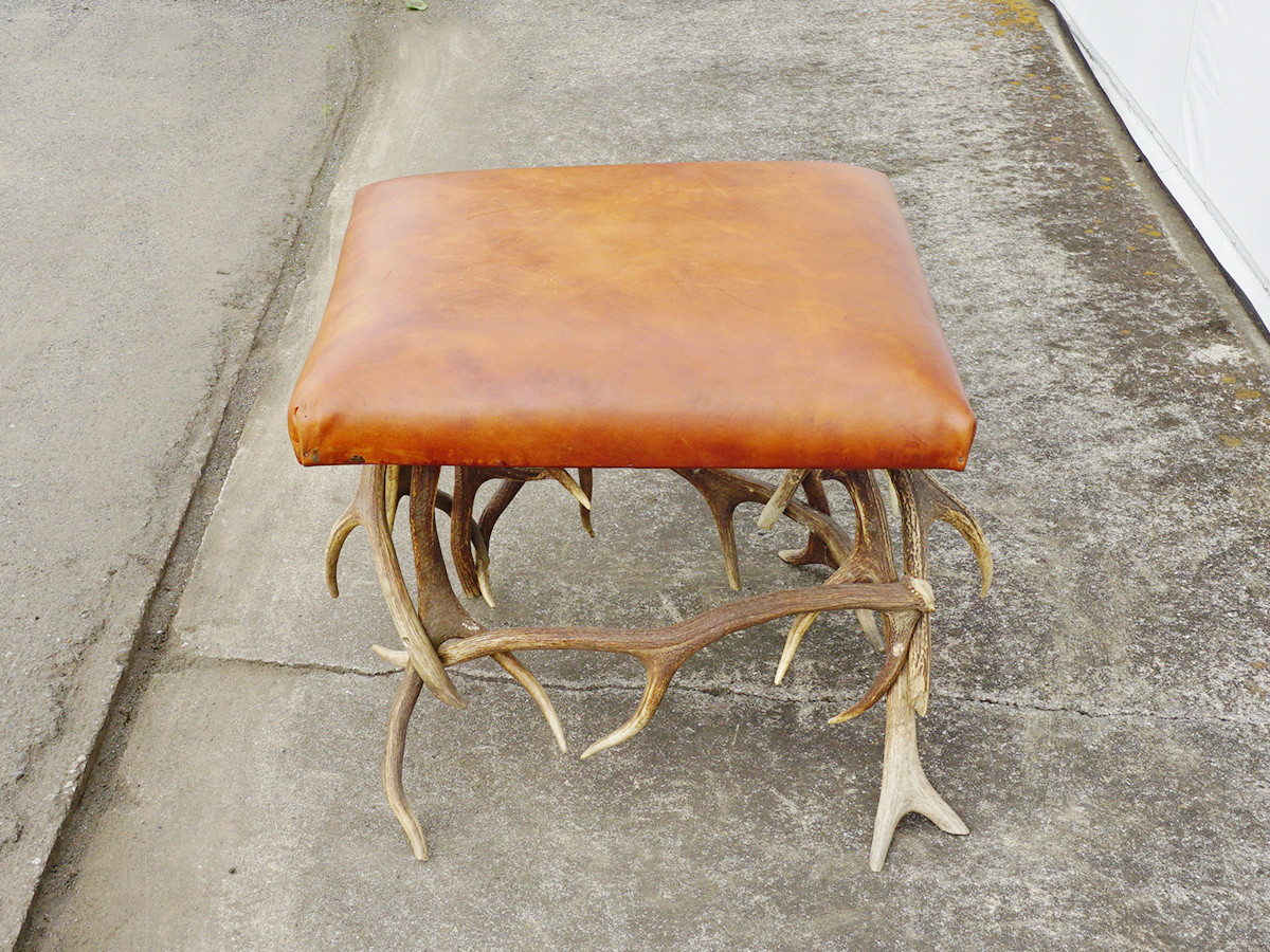 RE : Store Fixture UNITED ARROWS LTD. Antlers Ottoman / リ ストア フィクスチャー ユナイテッドアローズ アントラーズ オットマン （チェア・椅子 > スツール） 5
