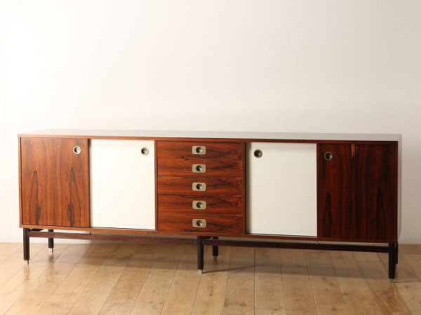 Lloyd's Antiques Real Antique Italian Sideboard / ロイズ ...