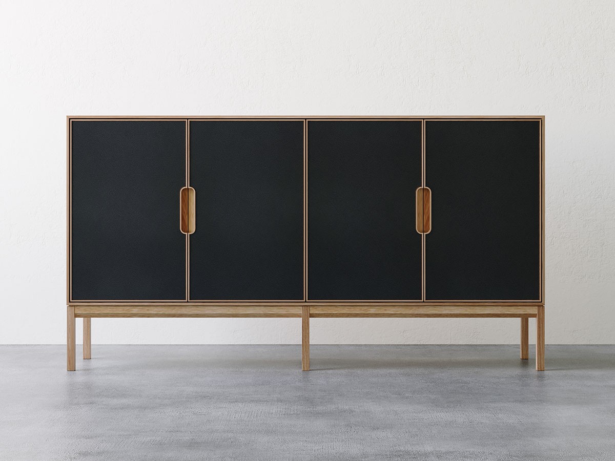 松井木工 LAF Cabinet 4doors / まついもっこう ラフ キャビネット
4ドア 幅160cm（再生レザー面 / 木脚） （収納家具 > サイドボード・リビングボード） 1