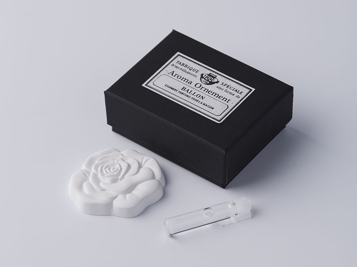 BALLON AROMA ORNAMENT for Drawer
Rose / バロン アロマオーナメント フォー ドロワー
ローズ （インテリア雑貨 > ルームフレグランス） 2