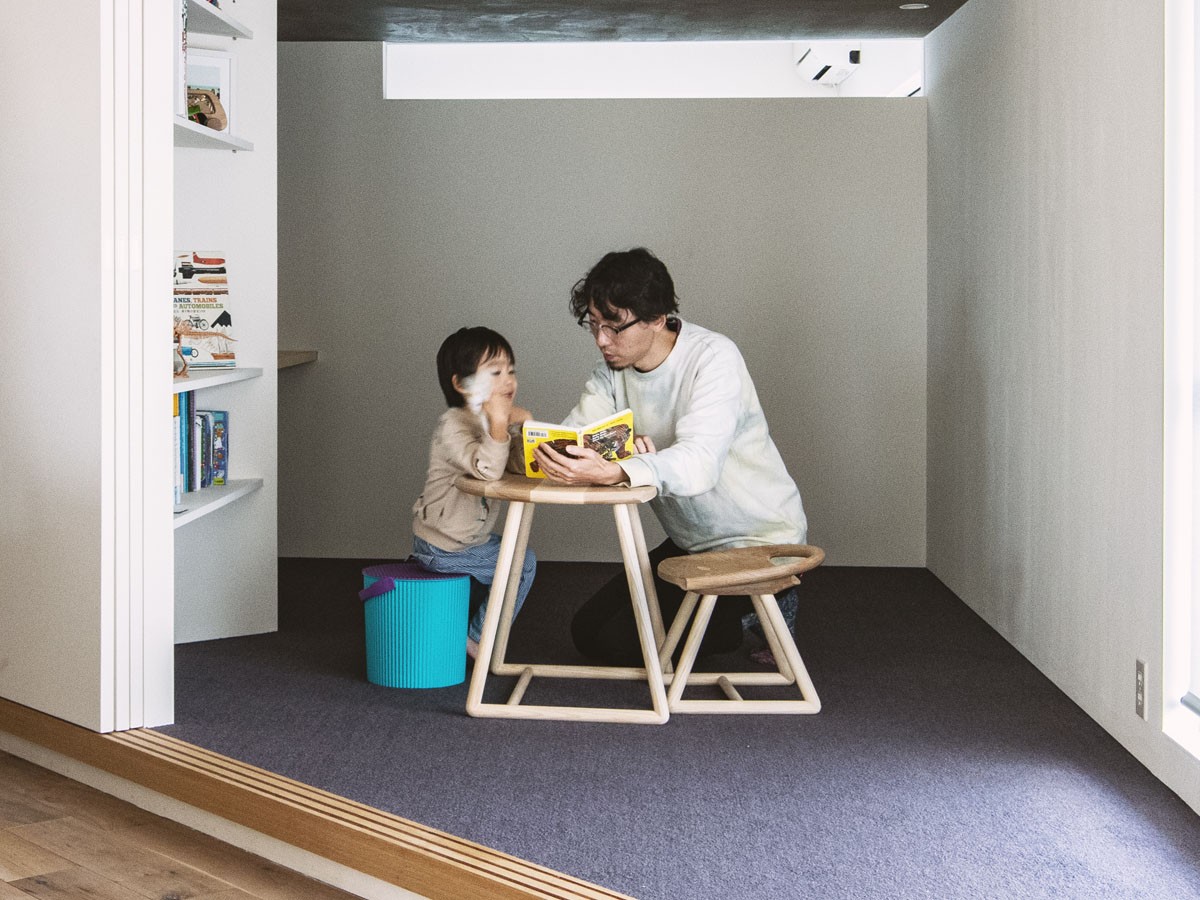 SHIKI totte STOOL / シキ トッテ スツール （キッズ家具・ベビー用品 > キッズチェア・ベビーチェア） 7