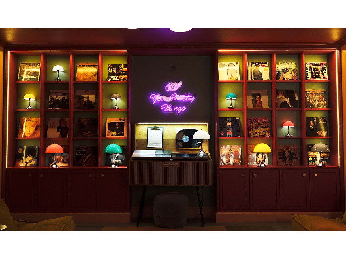 Louis Poulsen Panthella 160 Portable V3 / ルイスポールセン パンテラ 160 ポータブル V3（オパール・クローム） （ライト・照明 > テーブルランプ） 81