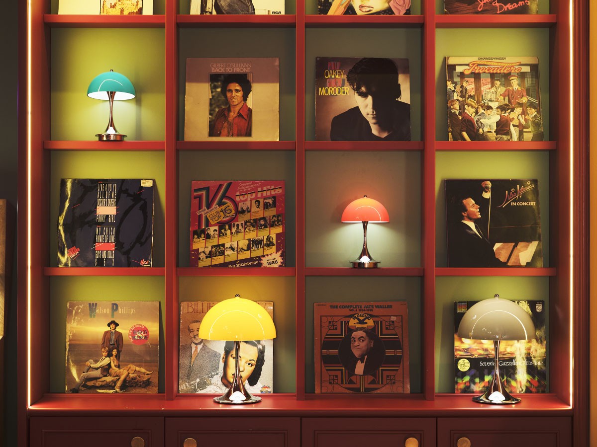 Louis Poulsen Panthella 160 Portable V3 / ルイスポールセン パンテラ 160 ポータブル V3（オパール・クローム） （ライト・照明 > テーブルランプ） 85