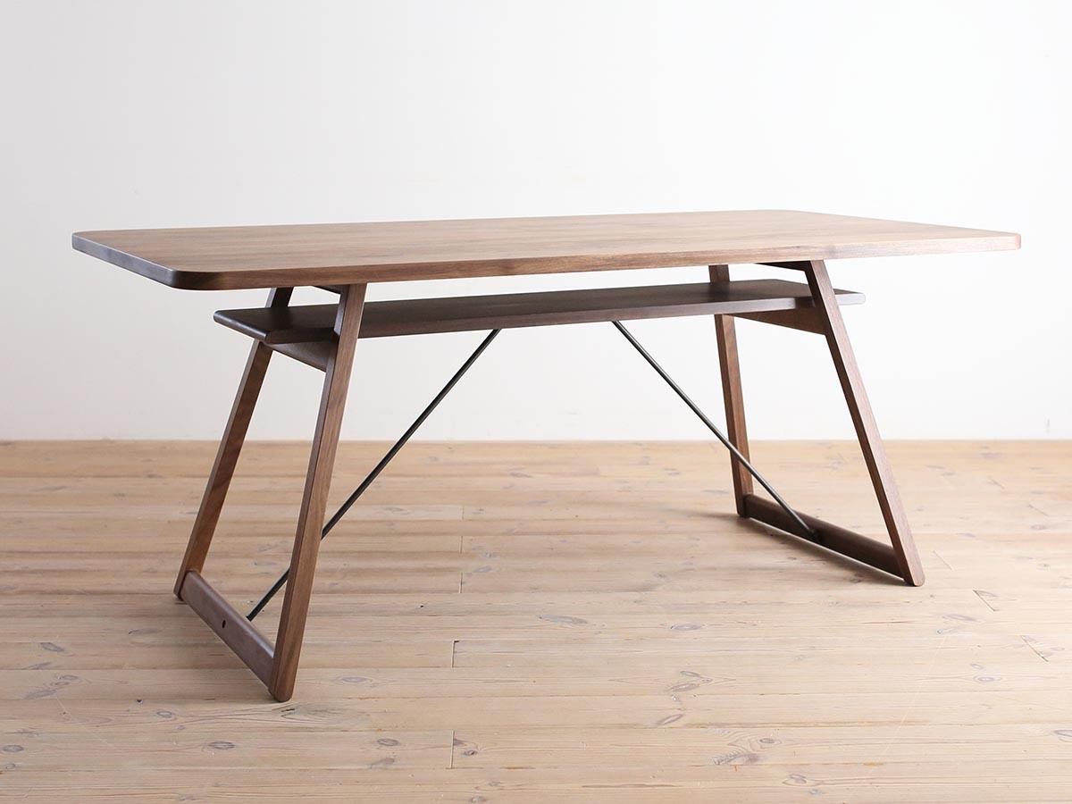 source Dining Table 147 / 168