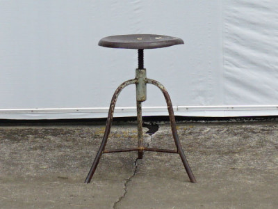 RE : Store Fixture UNITED ARROWS LTD. 3 Legs Medical Stool / リ