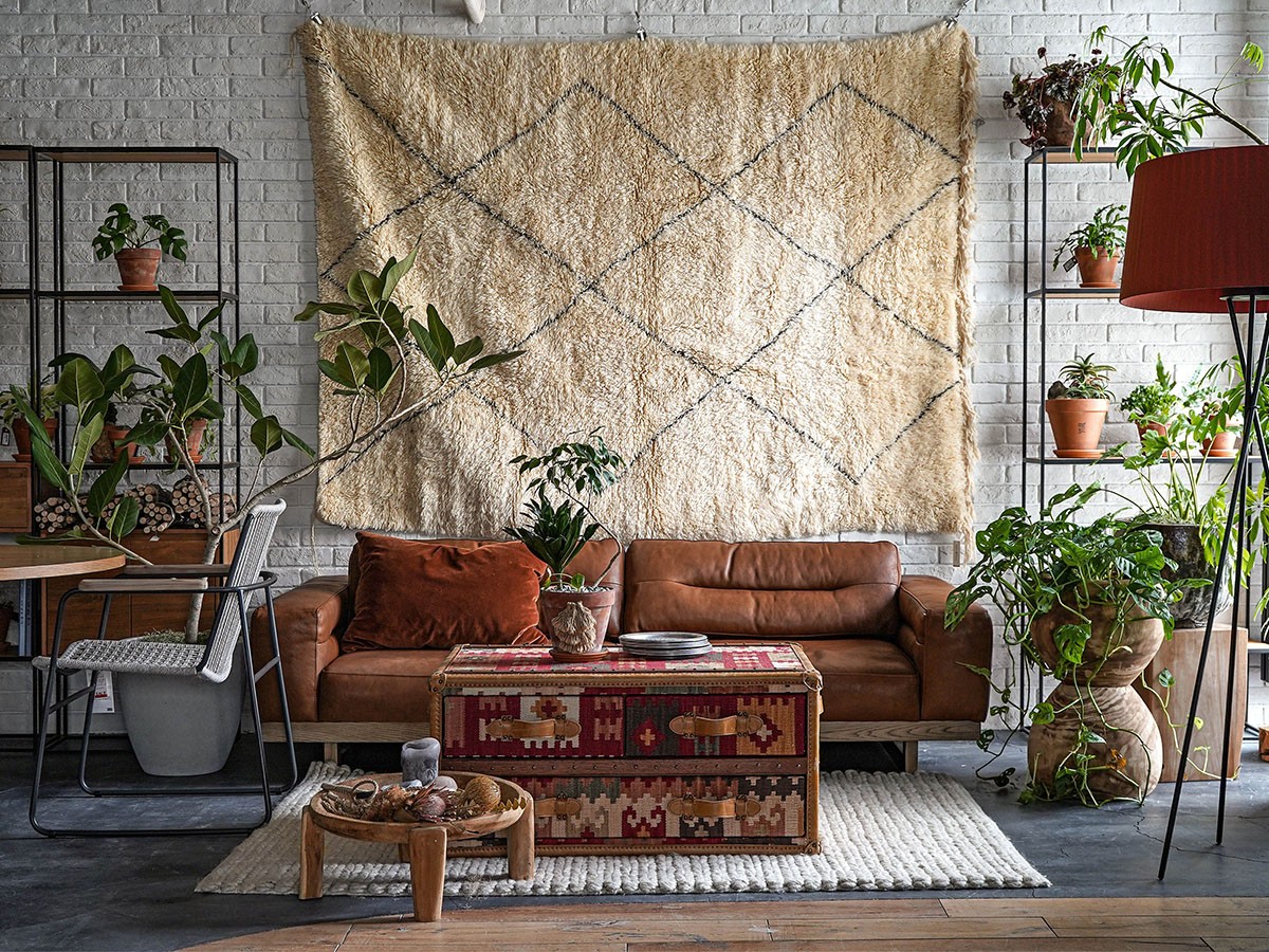 HALO STONYHURST SMALL COFFEE TABLE KILIM / ハロ ストニーハースト