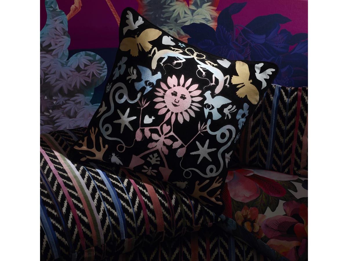 DESIGNERS GUILD Christian Lacroix
Reve de Papier Jais Cushion / デザイナーズギルド クリスチャンラクロワ
レーヴ ド パピエ ジェ クッション 45 × 45cm （クッション > クッション・クッションカバー） 4