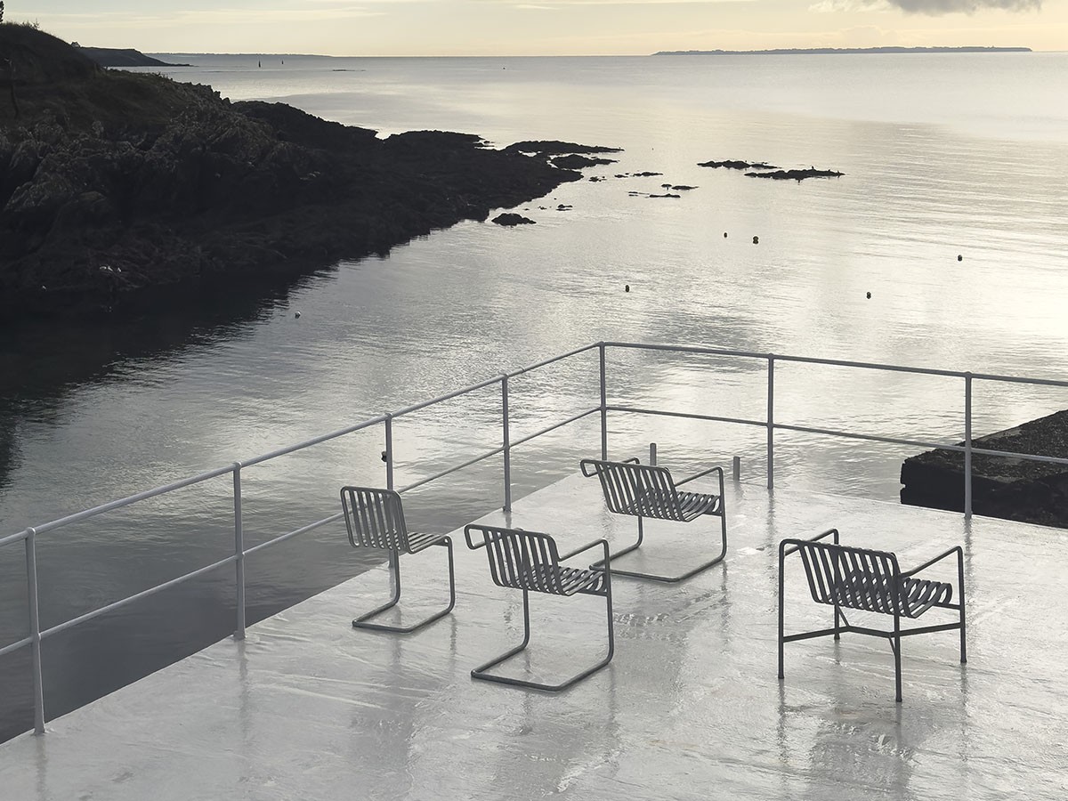 HAY PALISSADE CANTILEVER LOUNGE CHAIR LOW HOT GALVANISED / ヘイ パリサード カンチレバー ラウンジチェア ホットガルバナイズド （チェア・椅子 > ラウンジチェア） 18