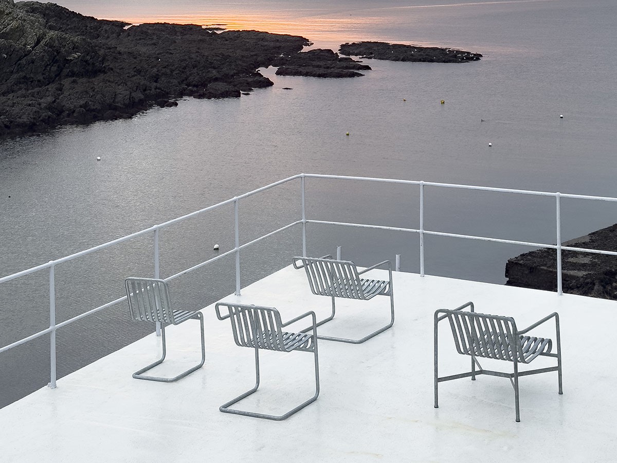 HAY PALISSADE CANTILEVER LOUNGE CHAIR LOW HOT GALVANISED / ヘイ パリサード カンチレバー ラウンジチェア ホットガルバナイズド （チェア・椅子 > ラウンジチェア） 20