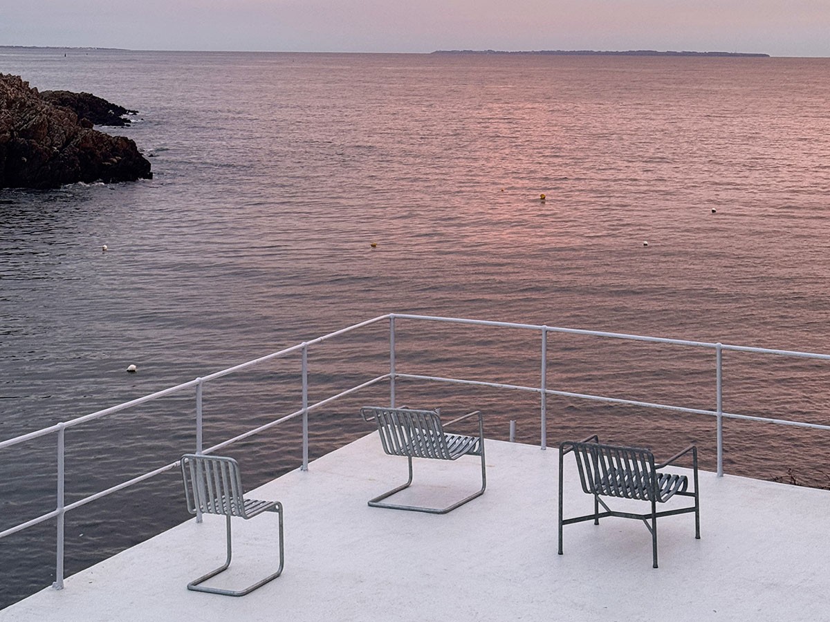 HAY PALISSADE CANTILEVER LOUNGE CHAIR LOW HOT GALVANISED / ヘイ パリサード カンチレバー ラウンジチェア ホットガルバナイズド （チェア・椅子 > ラウンジチェア） 19
