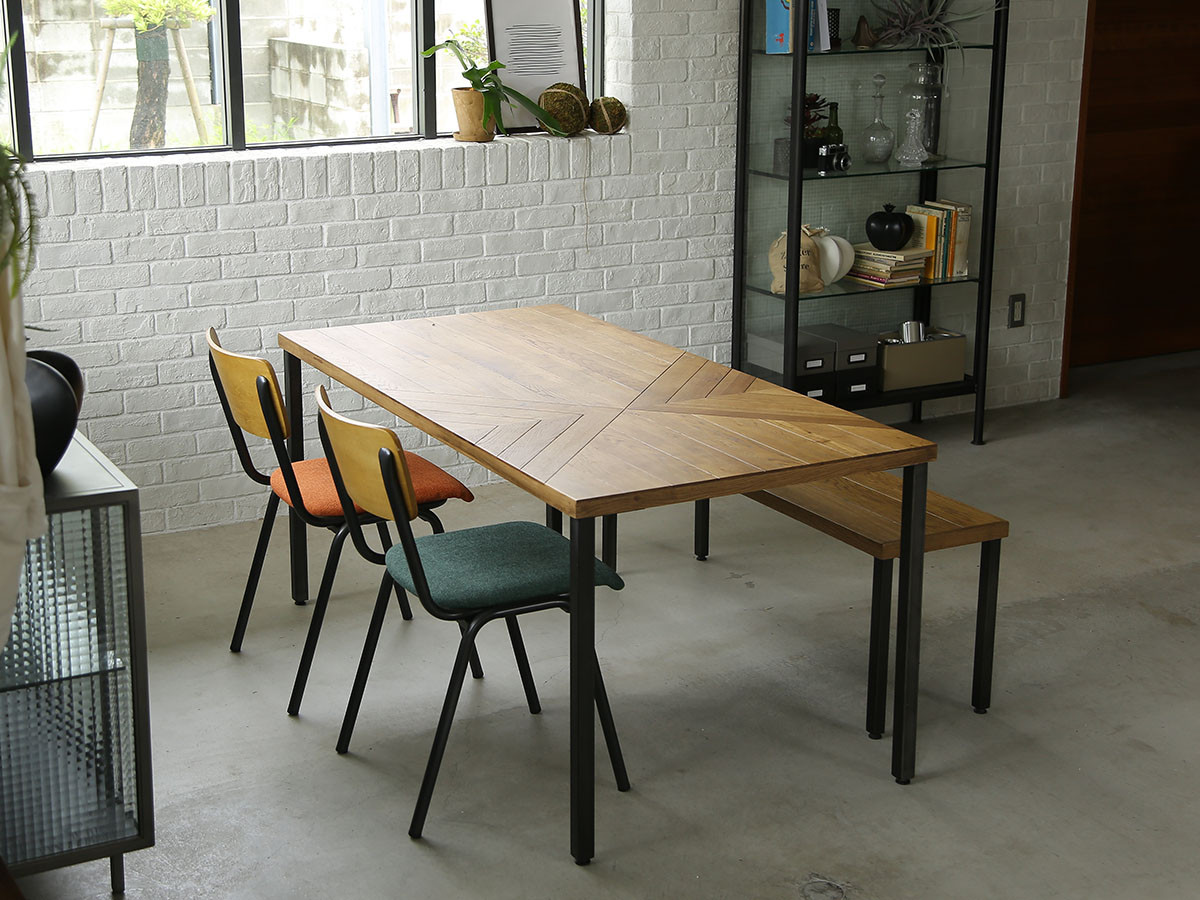 Knot antiques GYPSY DINING TABLE / ノットアンティークス ジプシー ダイニングテーブル
チェス柄天板 + No.3脚（スチール角脚） （テーブル > ダイニングテーブル） 13