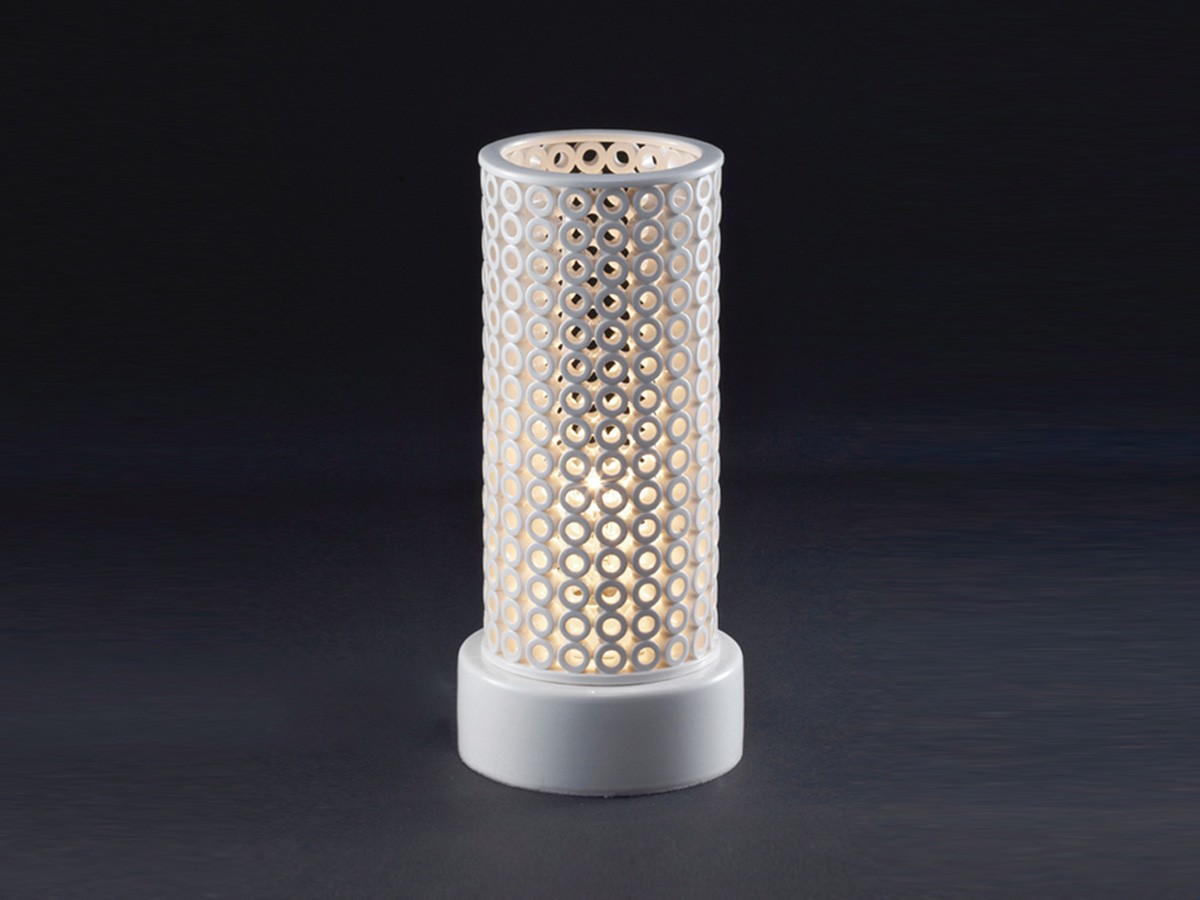 FLYMEe Blanc Table Lamp