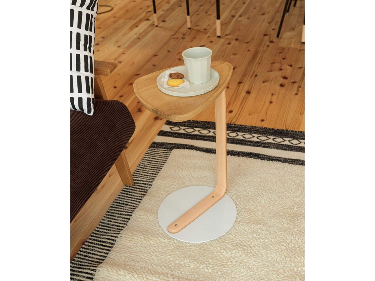 DOORS LIVING PRODUCTS DOORS × SYOTYL 
Luonka TRI SIDE TABLE / ドアーズリビングプロダクツ ルオンカ トライアングルサイドテーブル （テーブル > サイドテーブル） 7