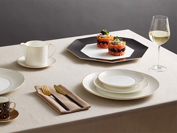 WEDGWOOD GIO GOLD
DEEP PLATE / ウェッジウッド ジオ ゴールド ディーププレート 22cm （食器・テーブルウェア > 皿・プレート） 5