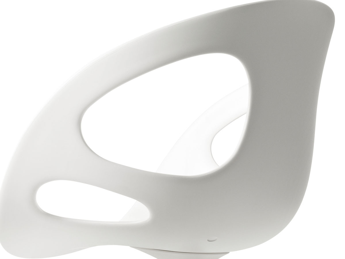 FRITZ HANSEN RIN / フリッツ・ハンセン リンチェア
フロントパディング付き 4スターペデスタルベース 回転ベース HK10 （チェア・椅子 > ダイニングチェア） 11