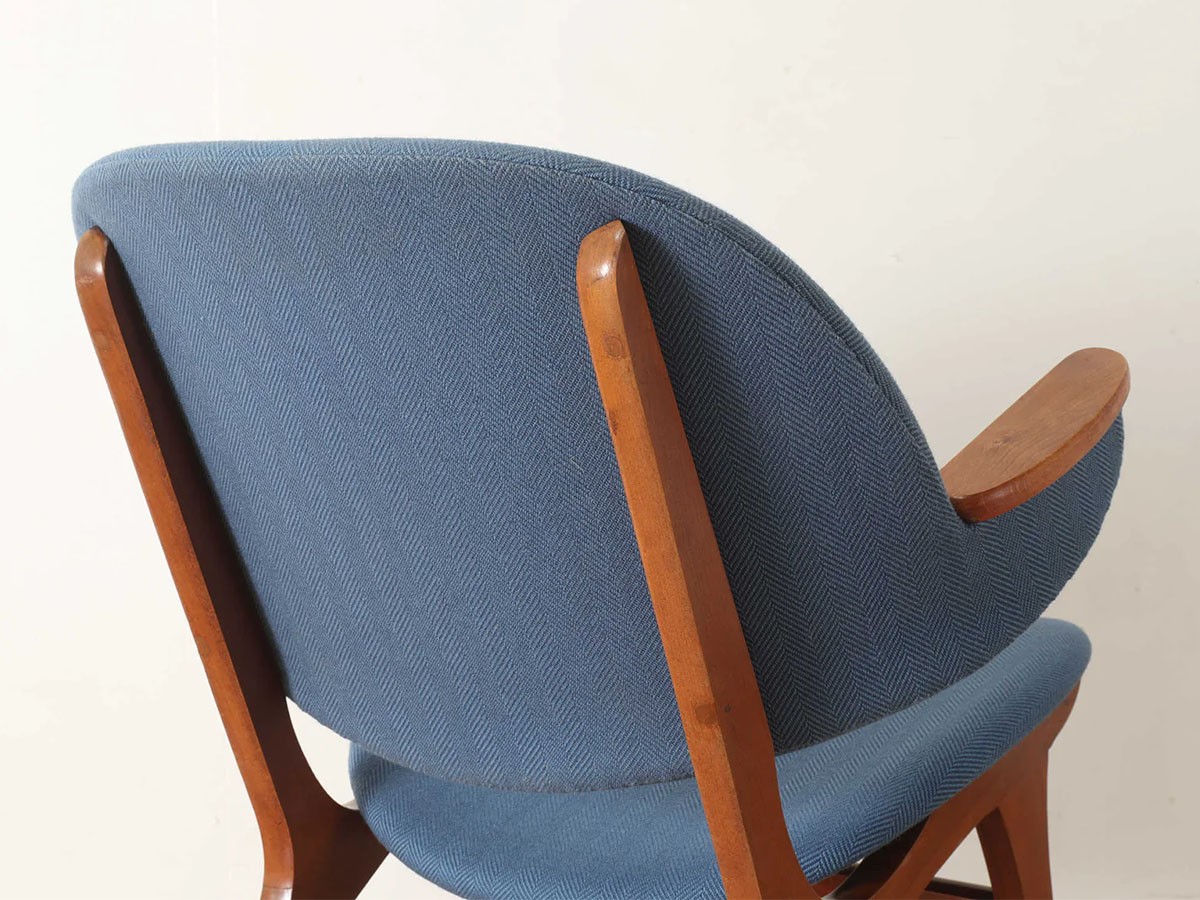 Lloyd's Antiques Real Antique 
Arm Chair / ロイズ・アンティークス デンマークアンティーク家具
アームチェア IW008307 （チェア・椅子 > ラウンジチェア） 9