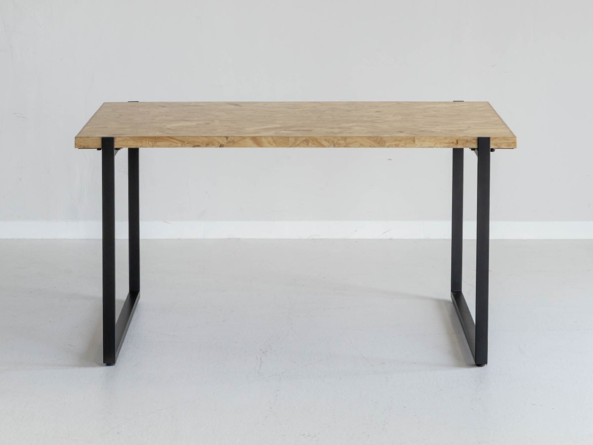 Knot antiques MATERIA DINING TABLE / ノットアンティークス マテリア ダイニングテーブル
OSB天板 + No.4脚（ロの字脚） （テーブル > ダイニングテーブル） 23