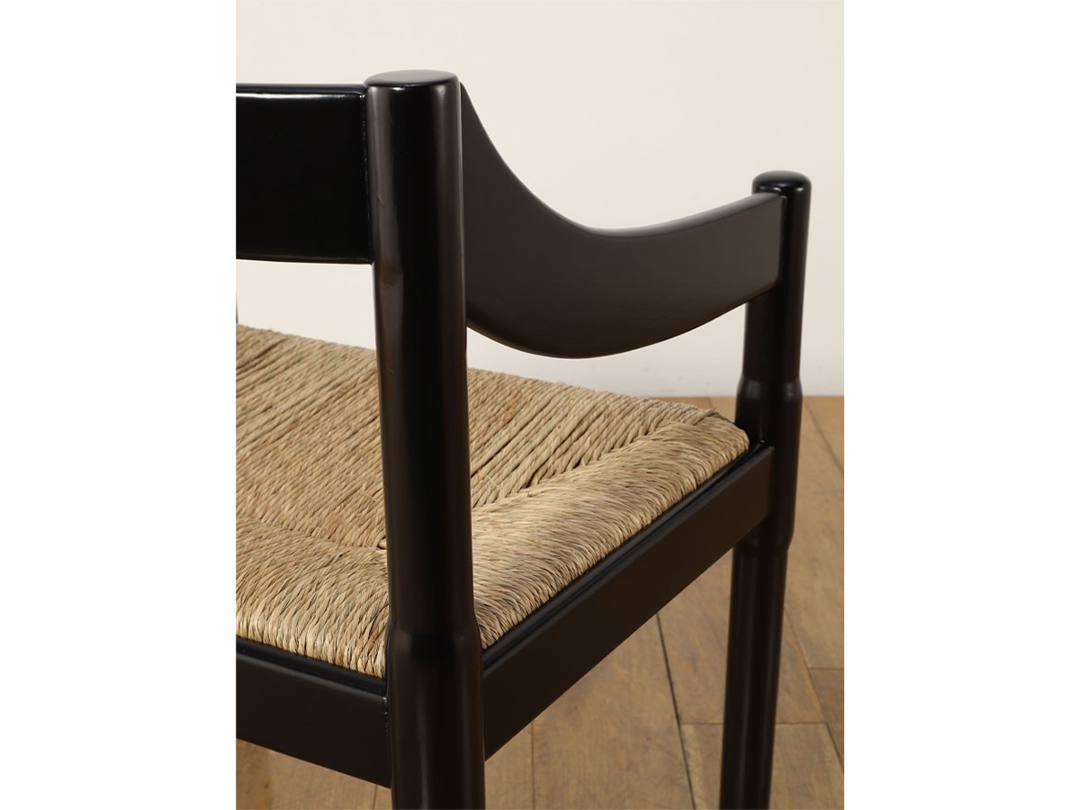 Lloyd's Antiques Real Antique
Vico Magistretti Carimate 892 Chair / ロイズ・アンティークス イタリアアンティーク家具
ヴィコ・マジストレッティ カリマテ 892チェア （チェア・椅子 > ダイニングチェア） 24