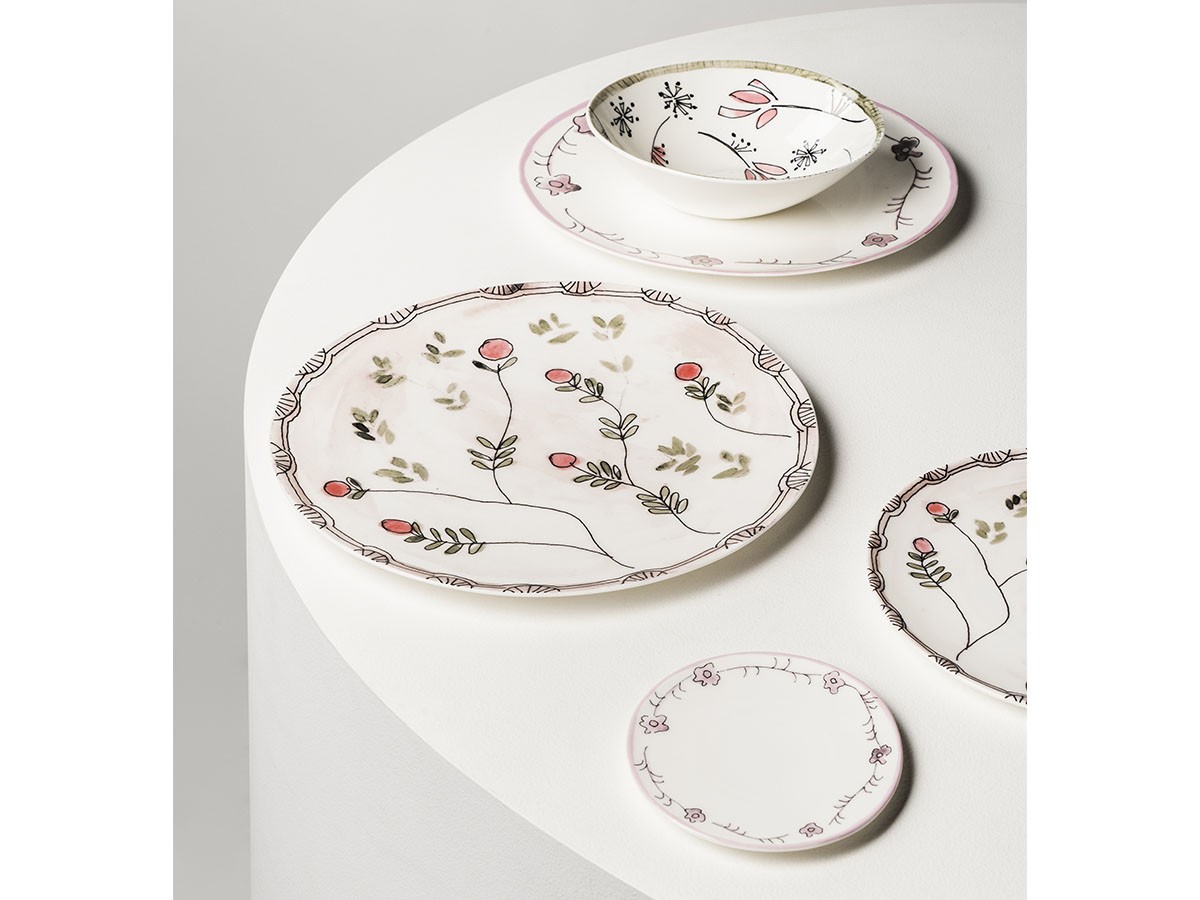 MIDNIGHT FLOWERS by MARNI
Starter Plate Mirtillo Nude / ミッドナイトフラワーズ バイ マルニ
スタータープレート  ミルティッロヌード 24cm （食器・テーブルウェア > 皿・プレート） 4
