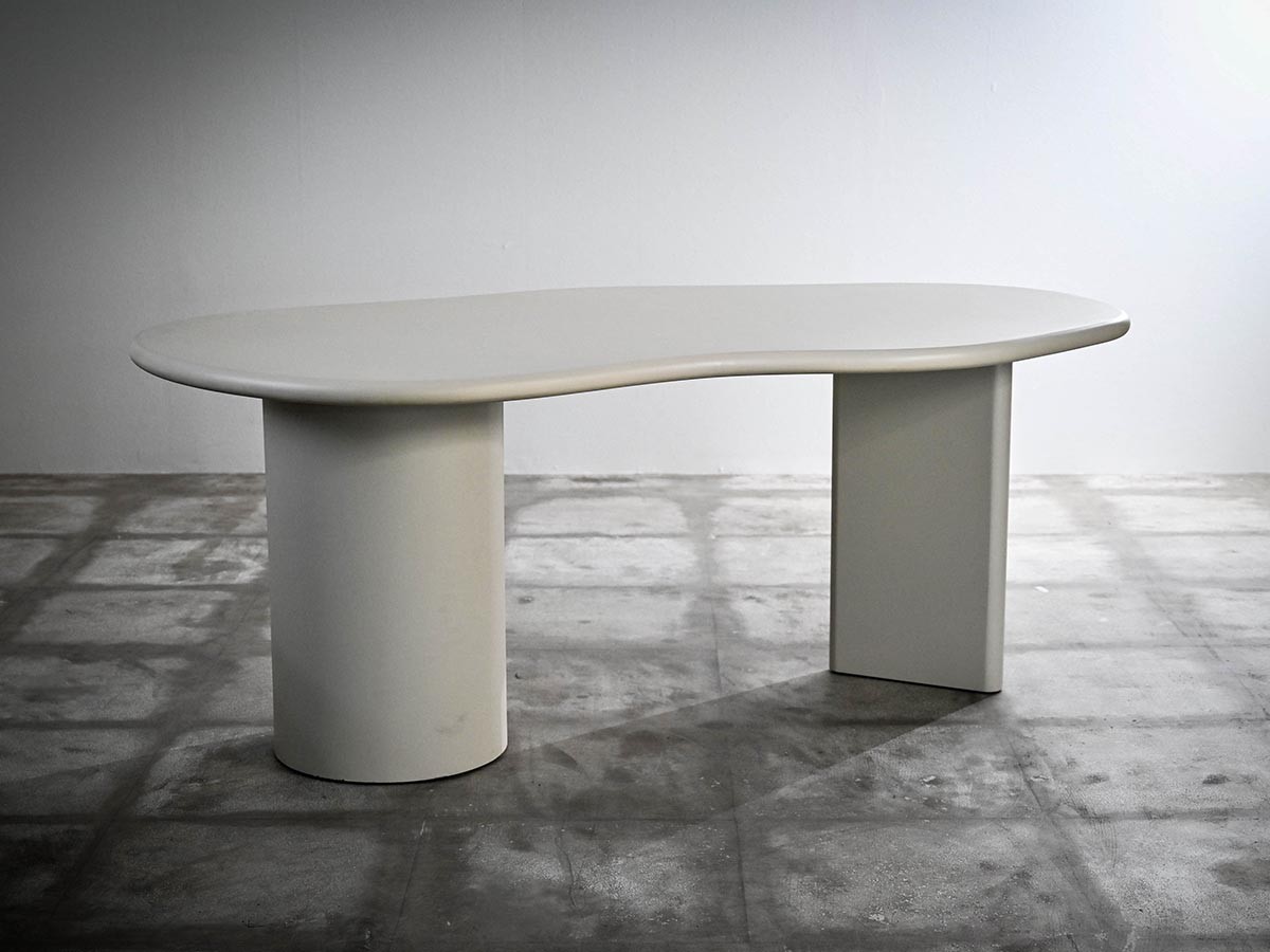 OLGUE Surround Dining Table