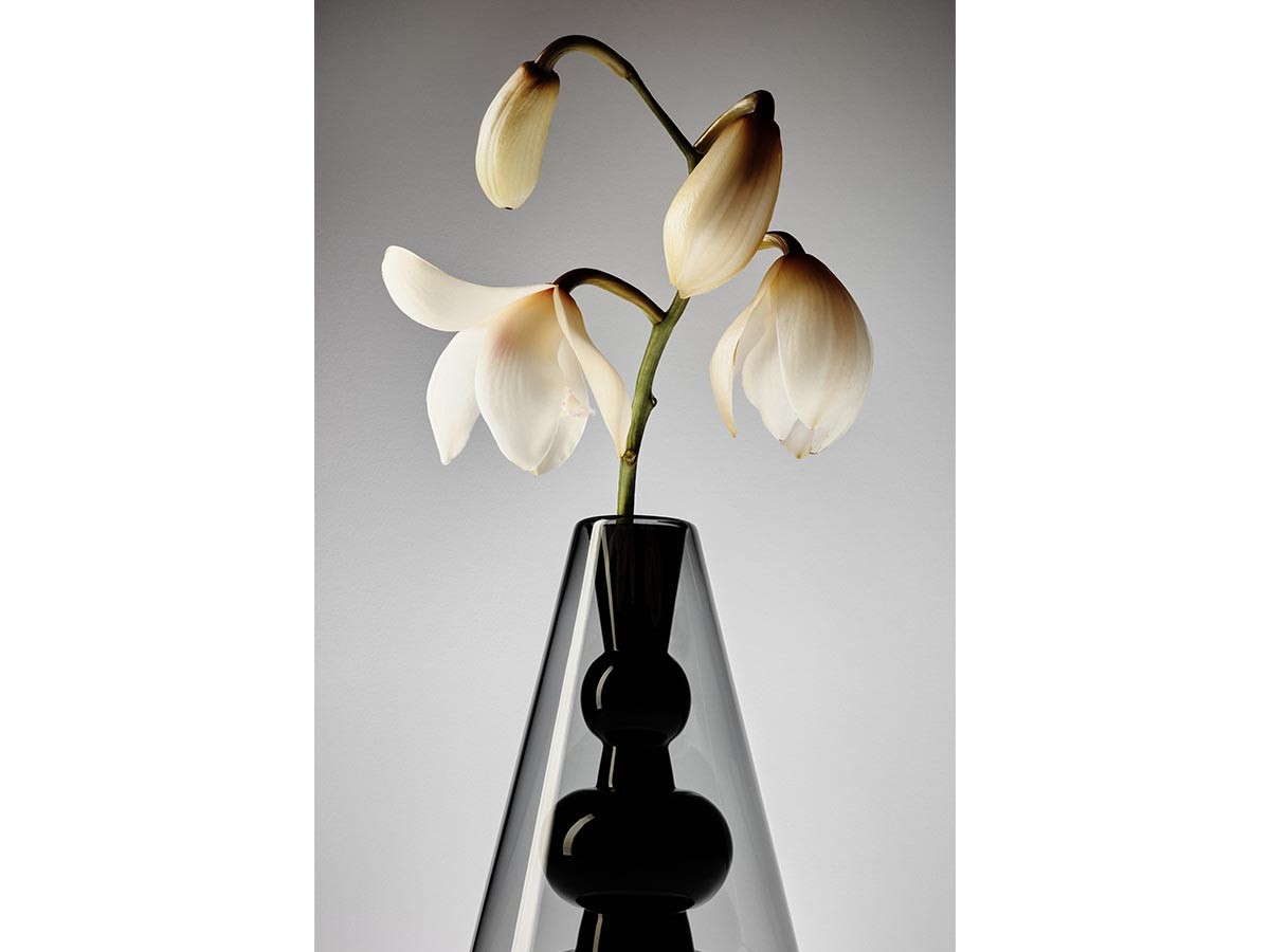 Tom Dixon. Bump Vase Cone Black / トム・ディクソン バンプ ベース コーン（ブラック） （花器・プランター・グリーン > 花瓶・フラワーベース） 21