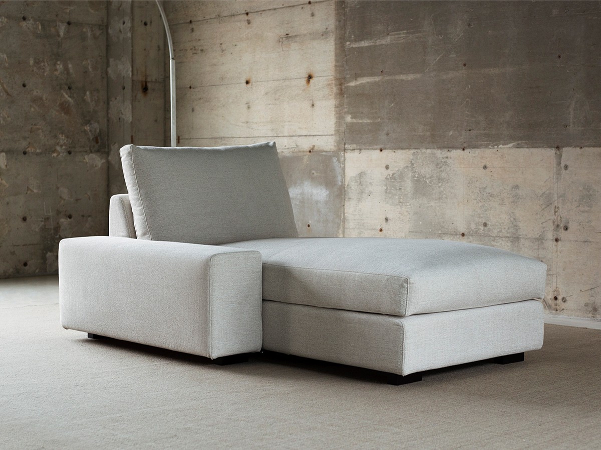 NOUS PROJECTS FERNAND STRAIGHT COUCH