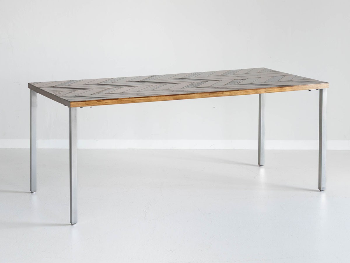 Knot antiques MATERIA DINING TABLE / ノットアンティークス マテリア ダイニングテーブル
ヘリンボーン柄天板 + No.3脚（角脚） （テーブル > ダイニングテーブル） 22