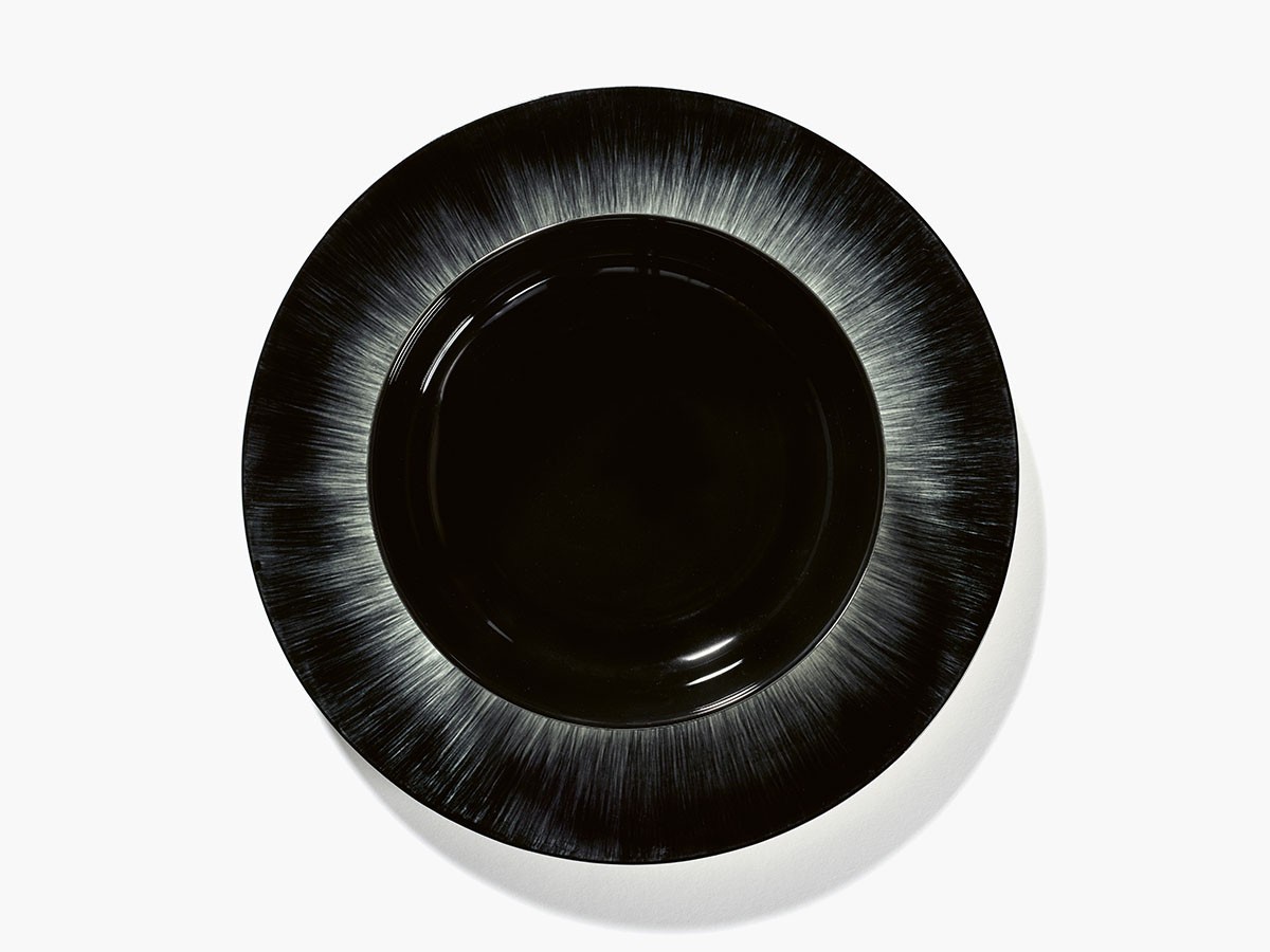 DE by ANN DEMEULEMEESTER
Plate 24cm White/Black Variation 5 / デー バイ アン・ドゥムルメステール
プレート 24cm ホワイト/ブラック バリエーション 5 （食器・テーブルウェア > 皿・プレート） 7