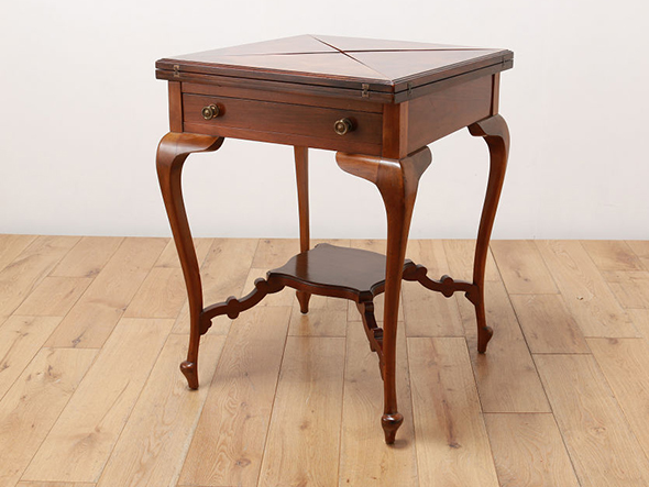 Real Antique
Card Table 1