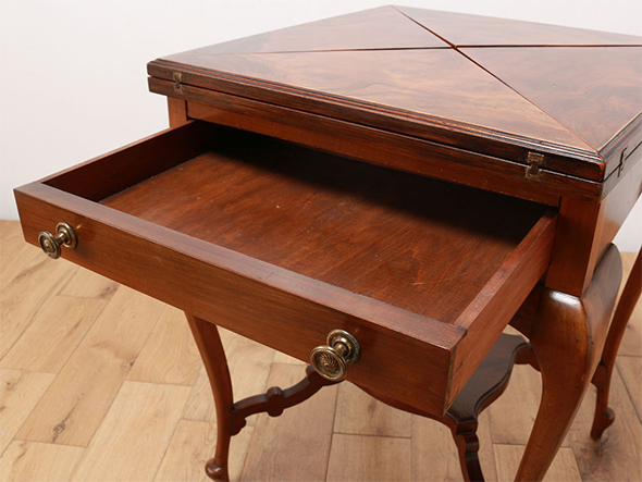 Real Antique
Card Table 9
