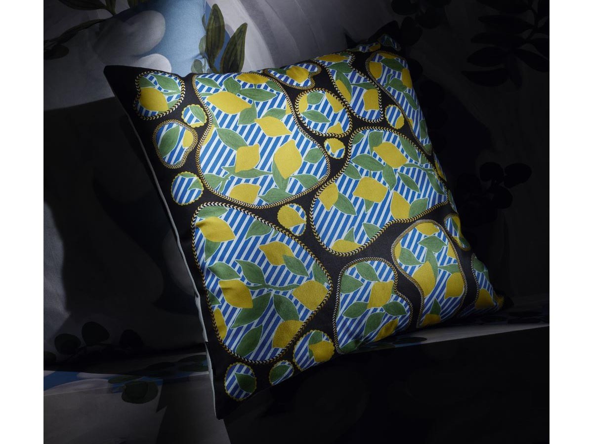 DESIGNERS GUILD Christian Lacroix
Lemon Pebbles Citron Cushion / デザイナーズギルド クリスチャンラクロワ
レモン ペブル シトロン クッション 50 × 50cm （クッション > クッション・クッションカバー） 2