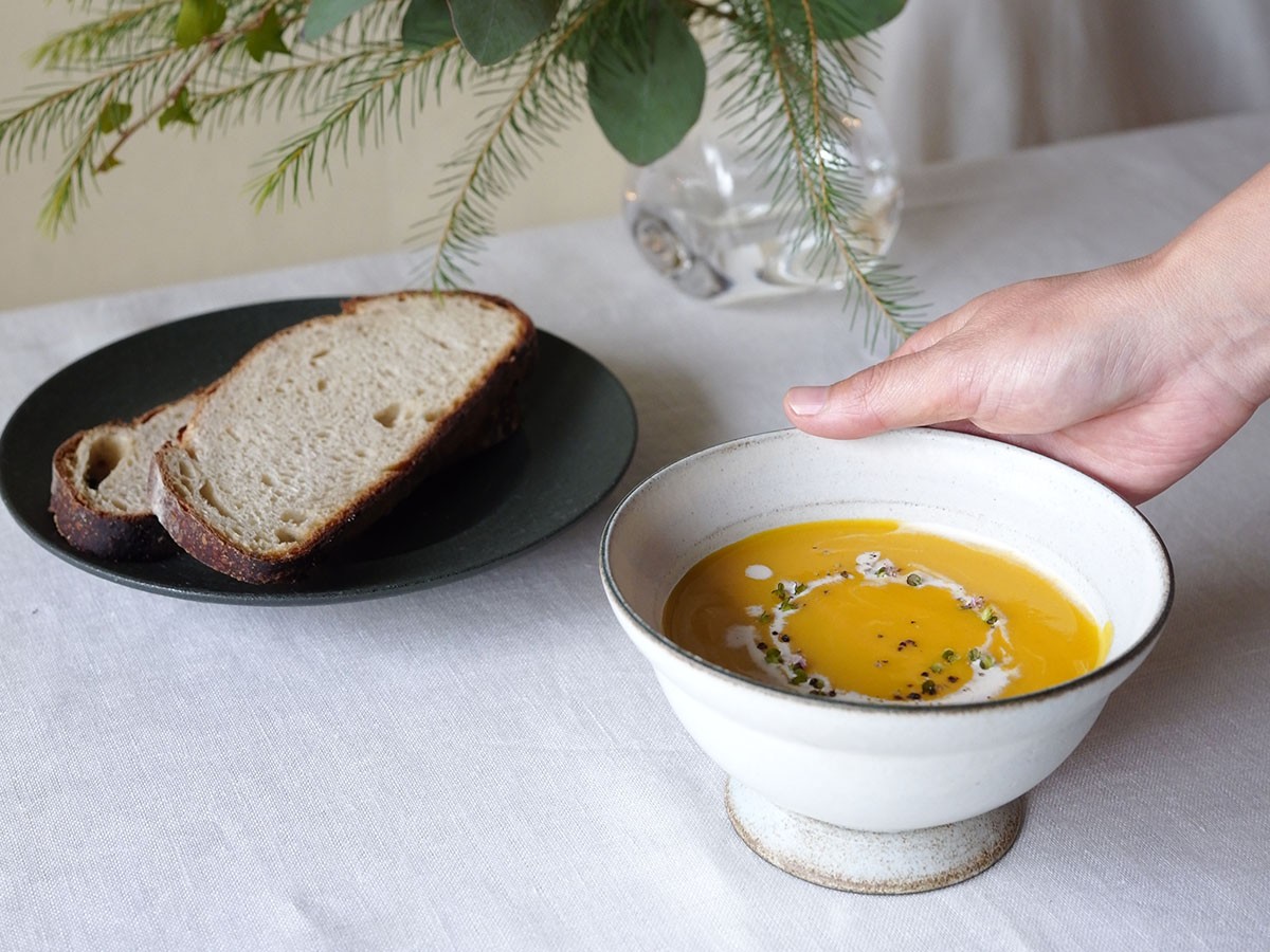 MISHIM POTTERY CREATION calm rim plate S / ミシンポタリークリエイション カーム リムプレート S（ネロ） （食器・テーブルウェア > 皿・プレート） 4