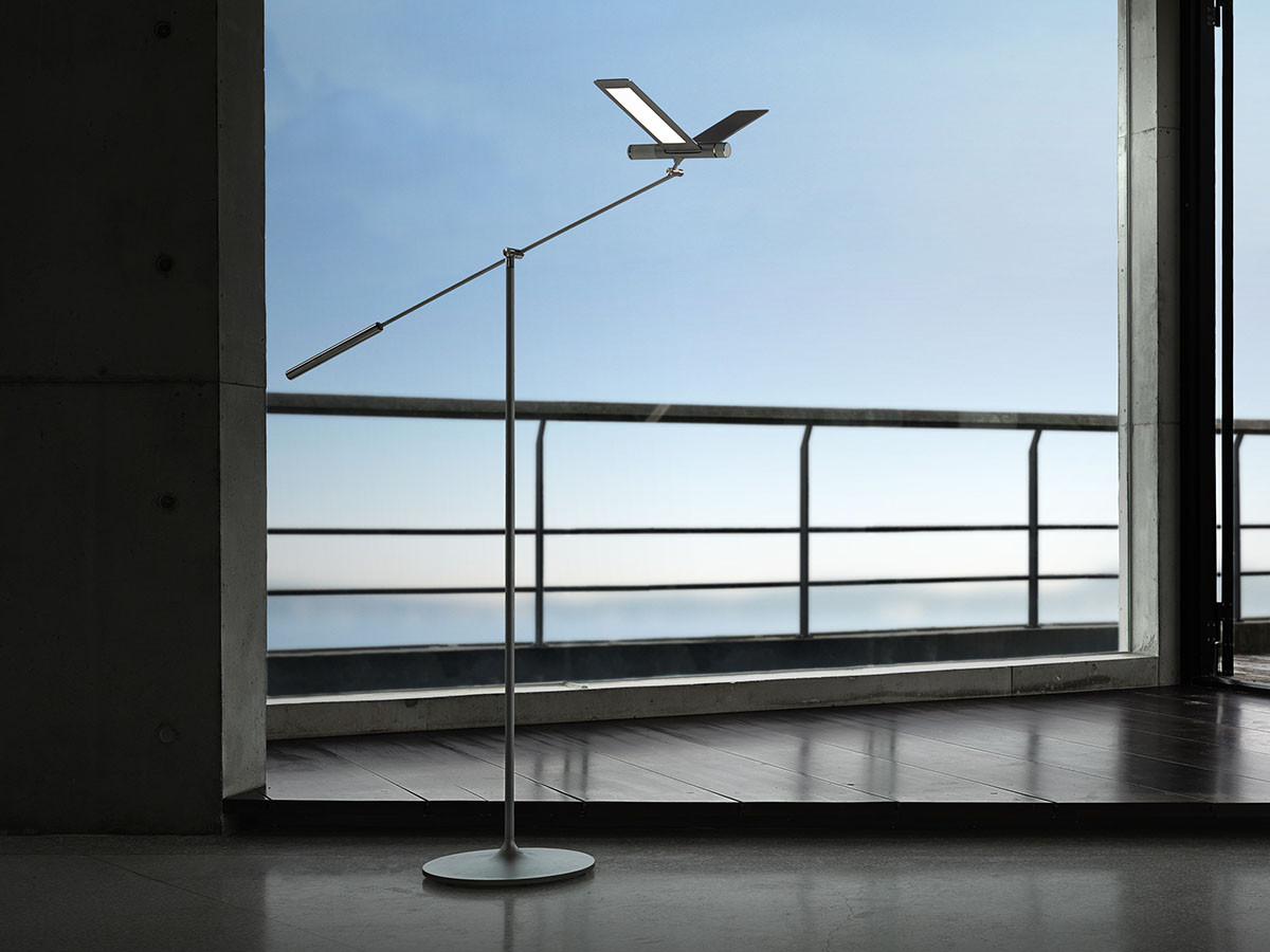 QisDesign Seagull / キスデザイン シーガル LEDフロアランプ （ライト・照明 > フロアライト・フロアスタンド） 1