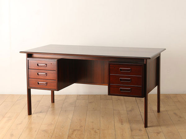 Lloyd's Antiques Real Antique 
Desk / ロイズ・アンティークス デンマークアンティーク家具
デスク （デスク・机 > デスク・パソコンデスク・袖机） 1