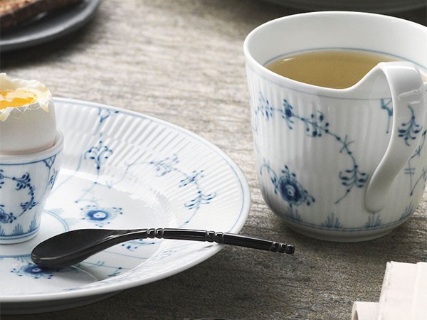 Royal Copenhagen Blue Fluted Plain
High Handle Mug / ロイヤル コペンハーゲン ブルーフルーテッド プレイン ハイハンドルマグ （食器・テーブルウェア > マグカップ） 6