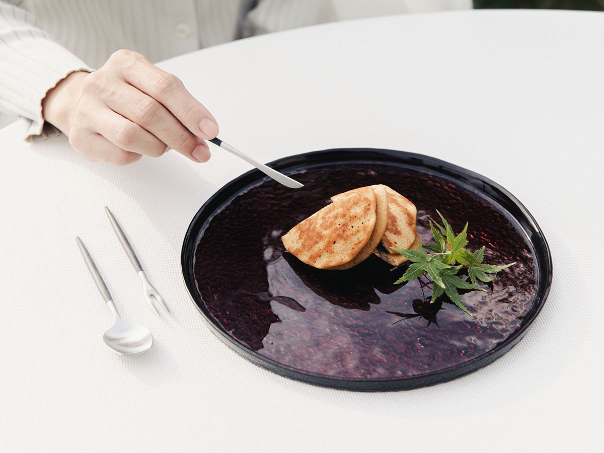 Cutipol WAGASHI Cutlery Set
KURO / クチポール 和菓子専用カトラリー 3本セット（黒） （食器・テーブルウェア > カトラリー） 10