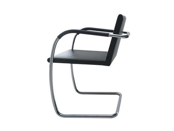 Knoll Mies van der Rohe Collection
Brno Arm Chair Tubular / ノル ミース ファン デル ローエ コレクション
ブルーノ アームチェア チューブラー（アームパッド付） （チェア・椅子 > ダイニングチェア） 1