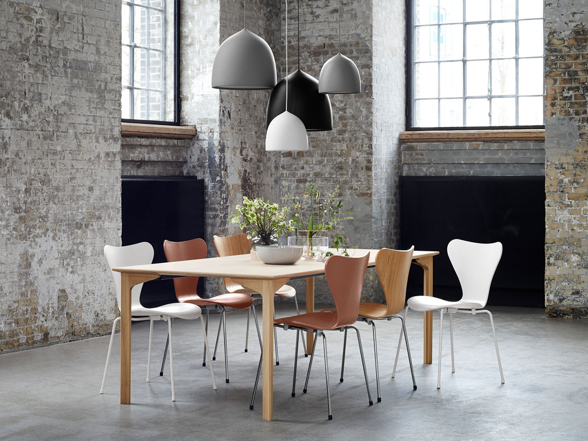 FRITZ HANSEN SERIES 7 / フリッツ・ハンセン セブンチェア
モノクローム 粉体塗装仕上げ脚 3107MC （チェア・椅子 > ダイニングチェア） 14