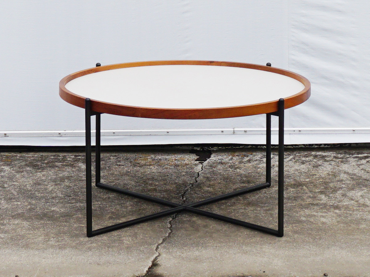 RE : Store Fixture UNITED ARROWS LTD. Round Center Table White Top