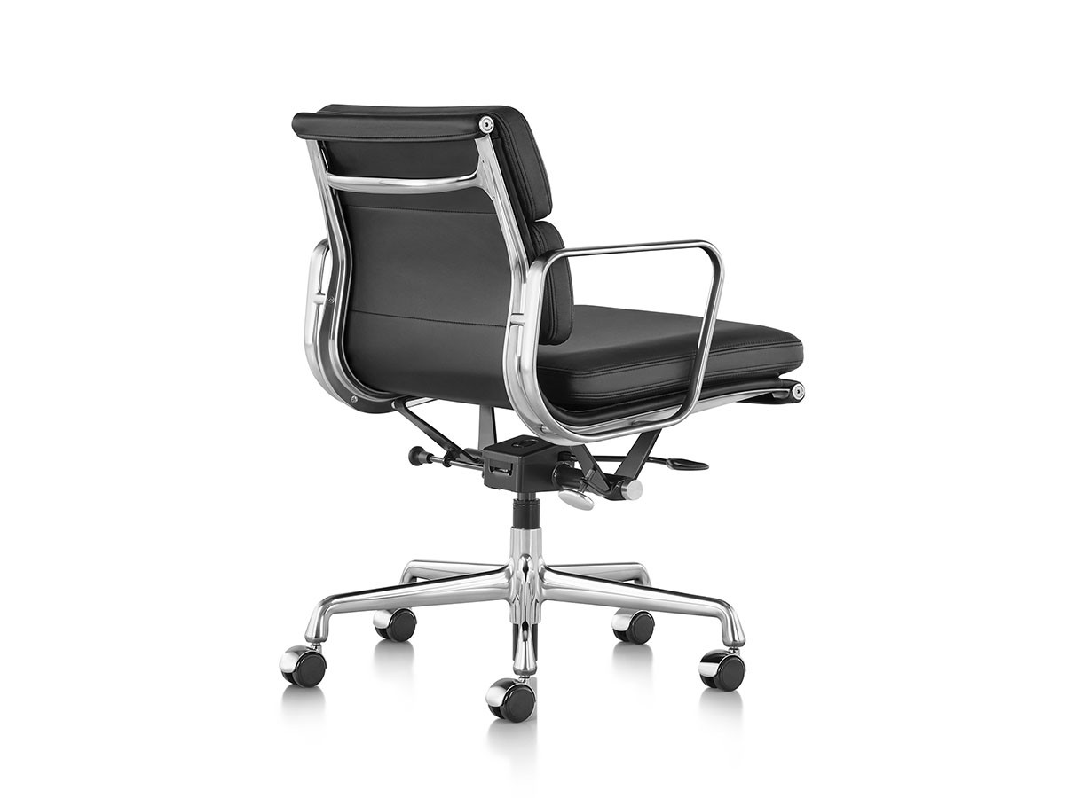 Herman Miller Eames Soft Pad Group Chair Management Chair 