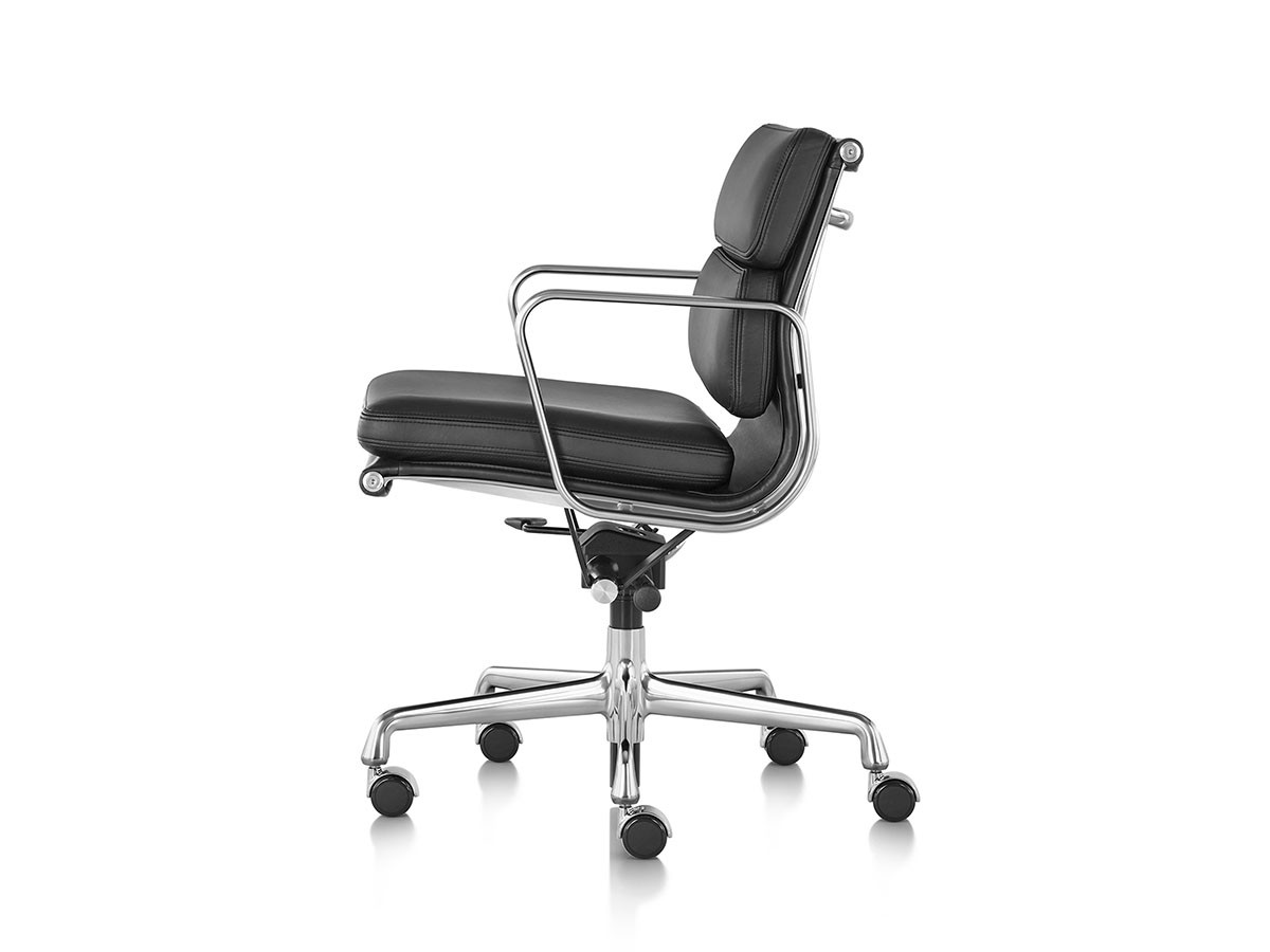 Herman Miller Eames Soft Pad Group Chair Management Chair 