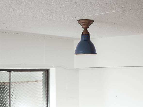 CUSTOM SERIES
Basic Ceiling Lamp × Emission Steel 2