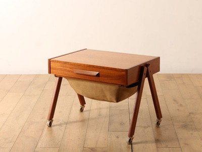 Lloyd's Antiques Real Antique Sewing Table / ロイズ・アンティークス デンマークアンティーク家具 ソーイング テーブル - インテリア・家具通販【FLYMEe】