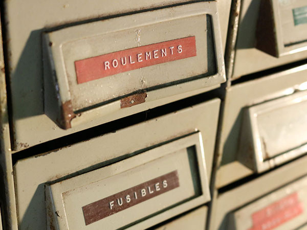 Lloyd's Antiques Real Antique
Filing Cabinet / ロイズ・アンティークス フランスアンティーク家具
ファイリングキャビネット （収納家具 > チェスト・箪笥） 3