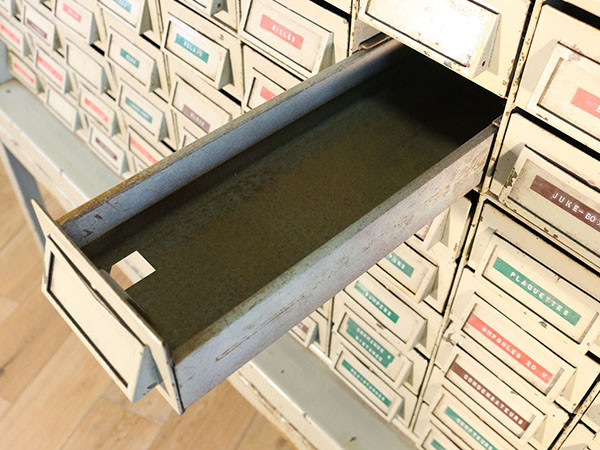 Lloyd's Antiques Real Antique
Filing Cabinet / ロイズ・アンティークス フランスアンティーク家具
ファイリングキャビネット （収納家具 > チェスト・箪笥） 5