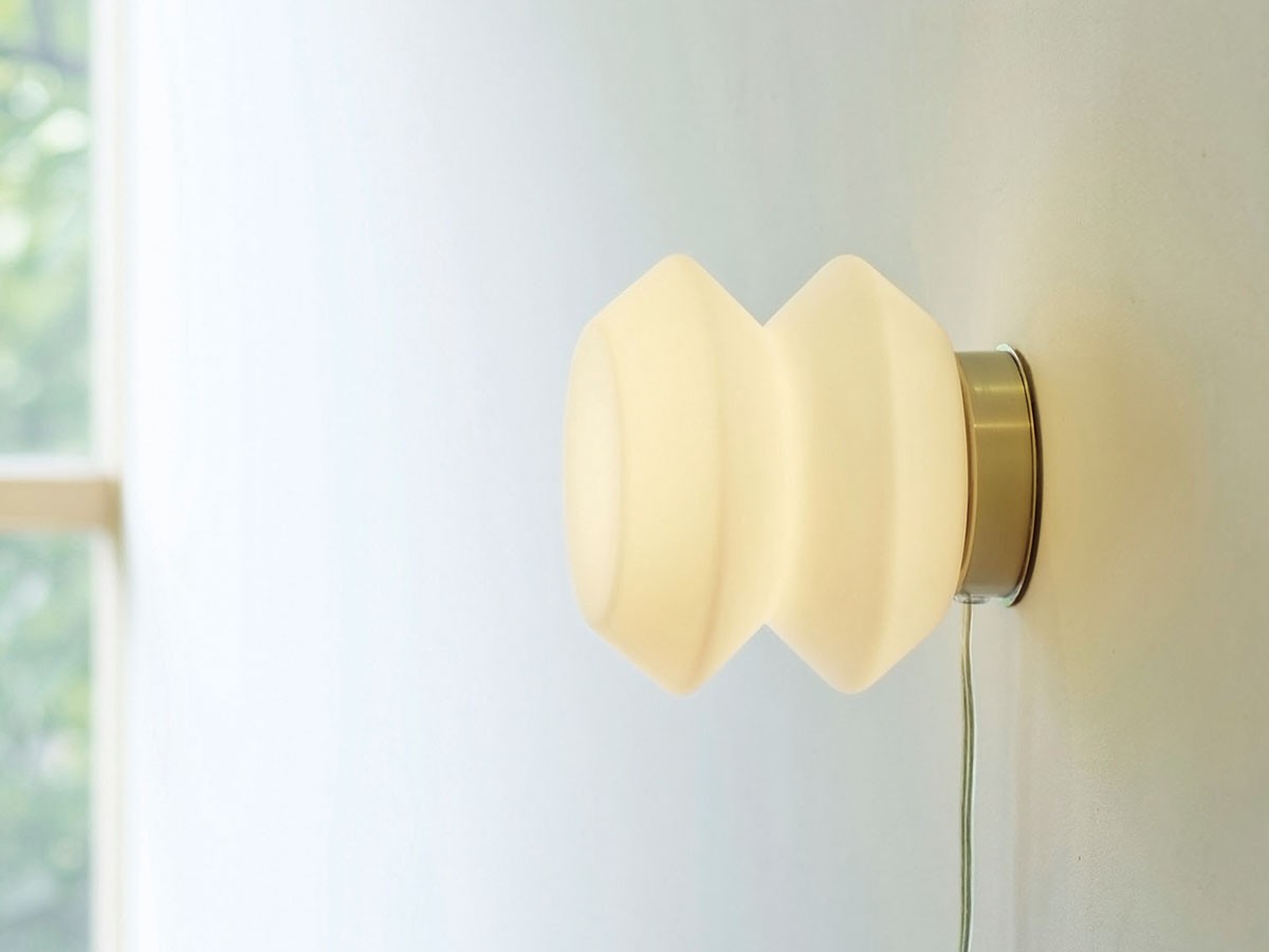 FLYMEe Parlor Wall Light
