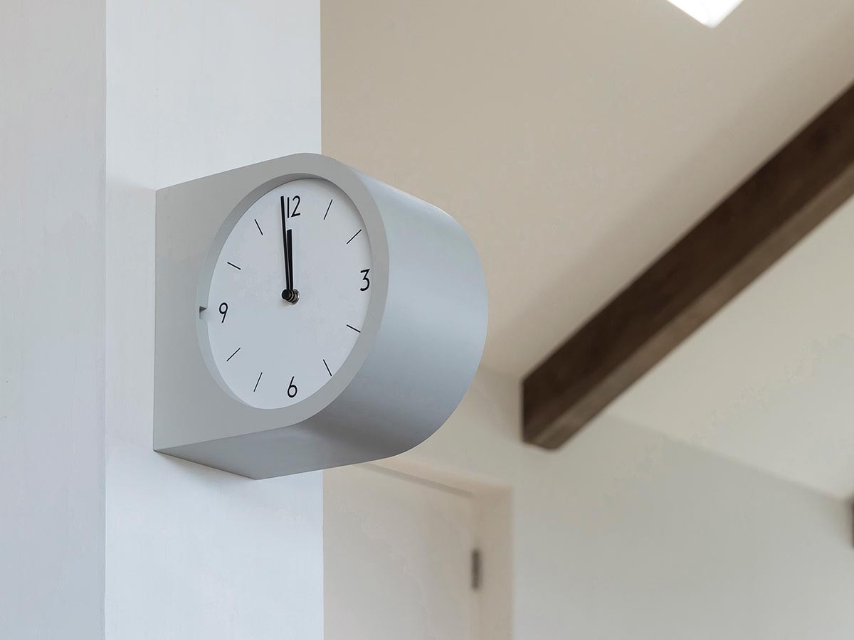 FLYMEe Parlor Wall Clock