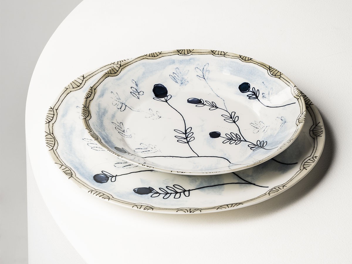 MIDNIGHT FLOWERS by MARNI
Starter Plate Mirtillo Tea / ミッドナイトフラワーズ バイ マルニ
スタータープレート  ミルティッロティー 24cm （食器・テーブルウェア > 皿・プレート） 17